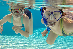 Abkühlung im Freibad